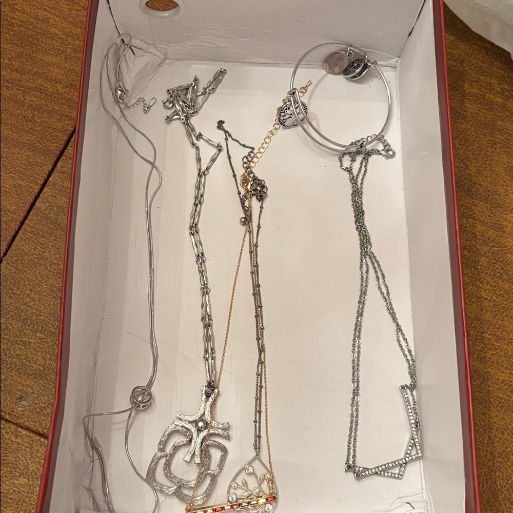 Random jewelry bundle